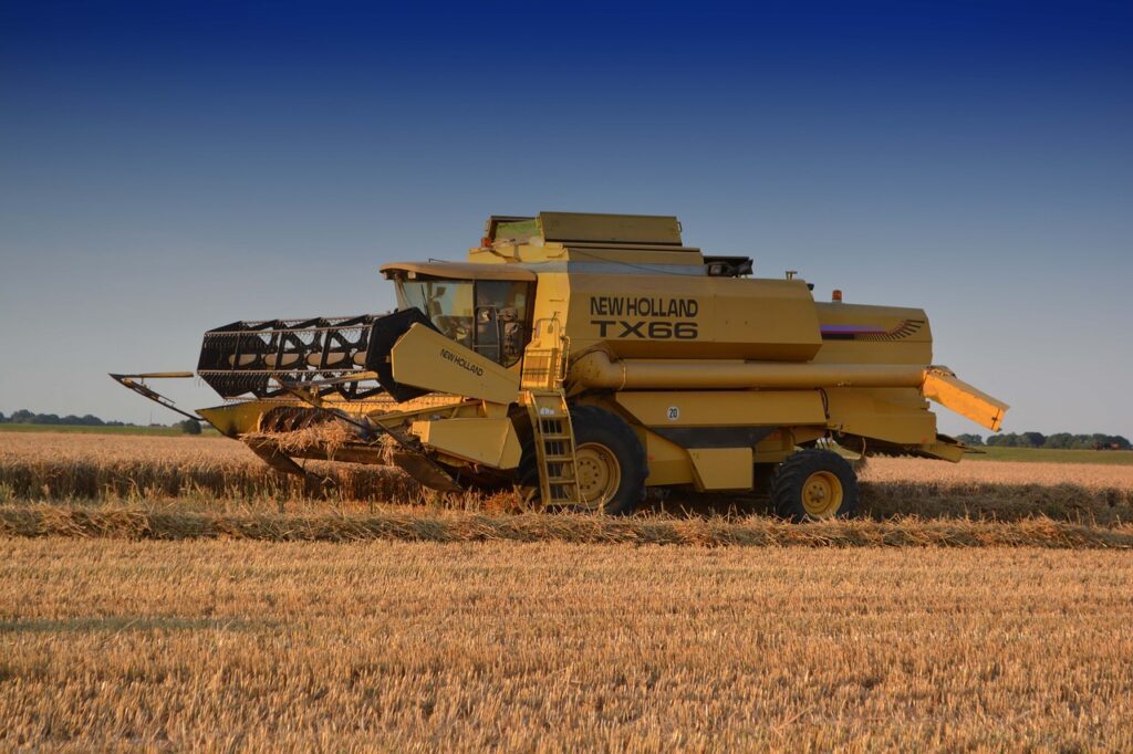 combine harvester 3577074 1280